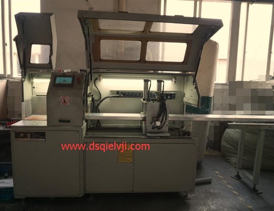 全自動鋸鋁機(jī)DS-A450 全自動鋸鋁機(jī)DS-A450