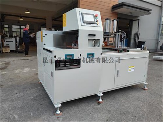 DS2-DW450普惠款無尾料切割機(jī) DS2-DW450普惠款無尾料切割機(jī)